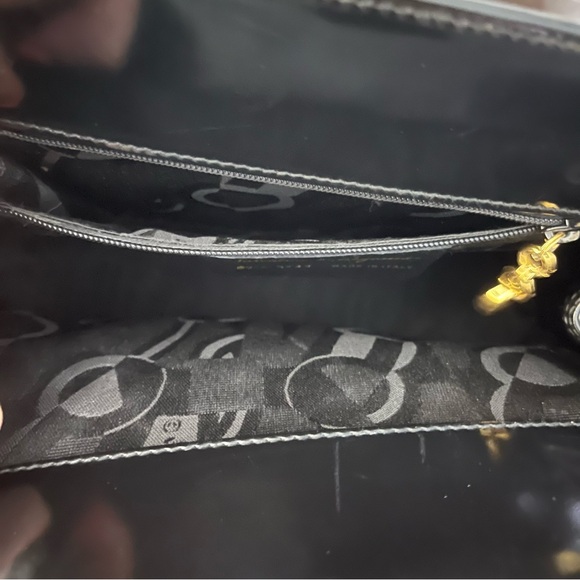 Salvatore Ferragamo Gancini Black Handbag - Picture 5 of 7